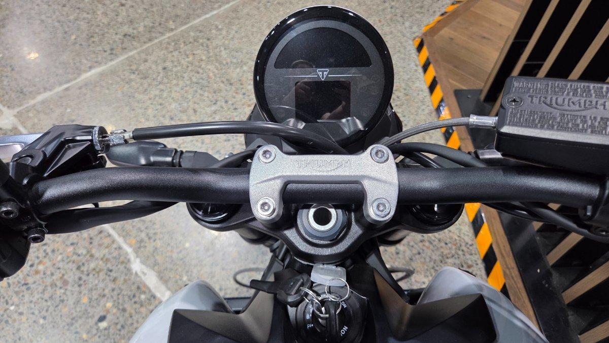 2026 TRIUMPH TRIDENT 660 ROAD