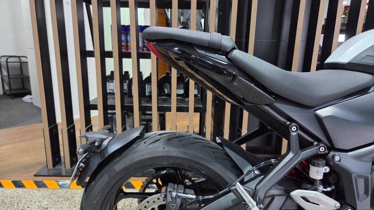 2026 TRIUMPH TRIDENT 660 ROAD