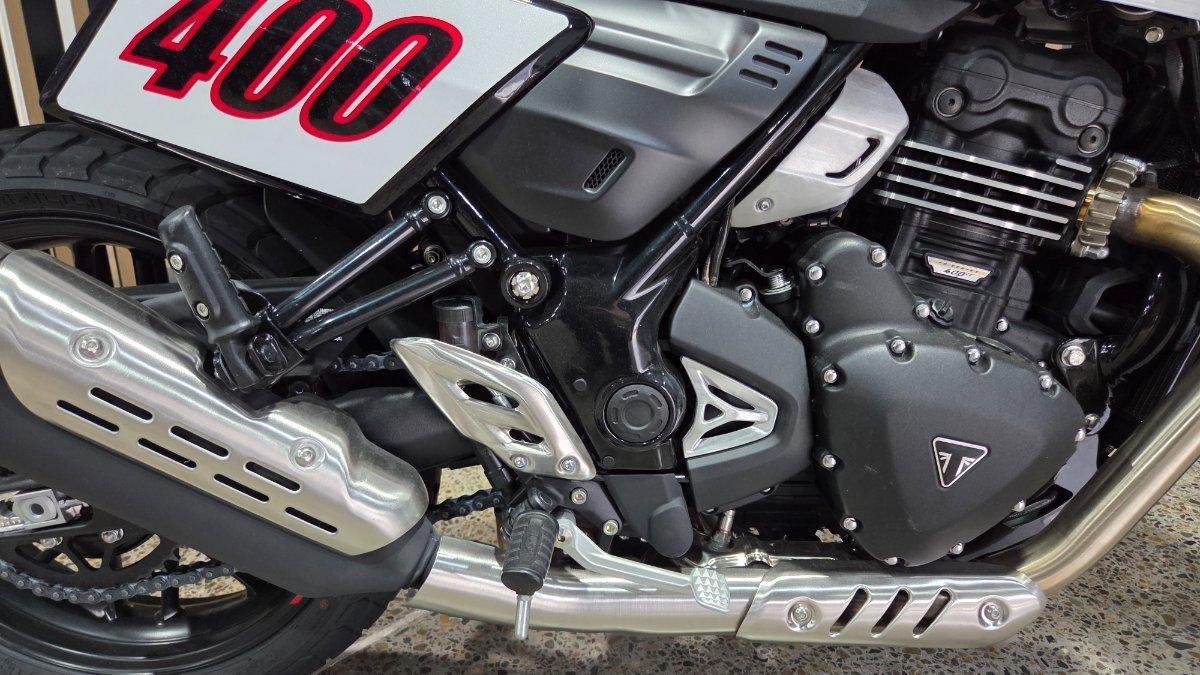 2026 TRIUMPH TRACKER 400 DUAL SPORTS