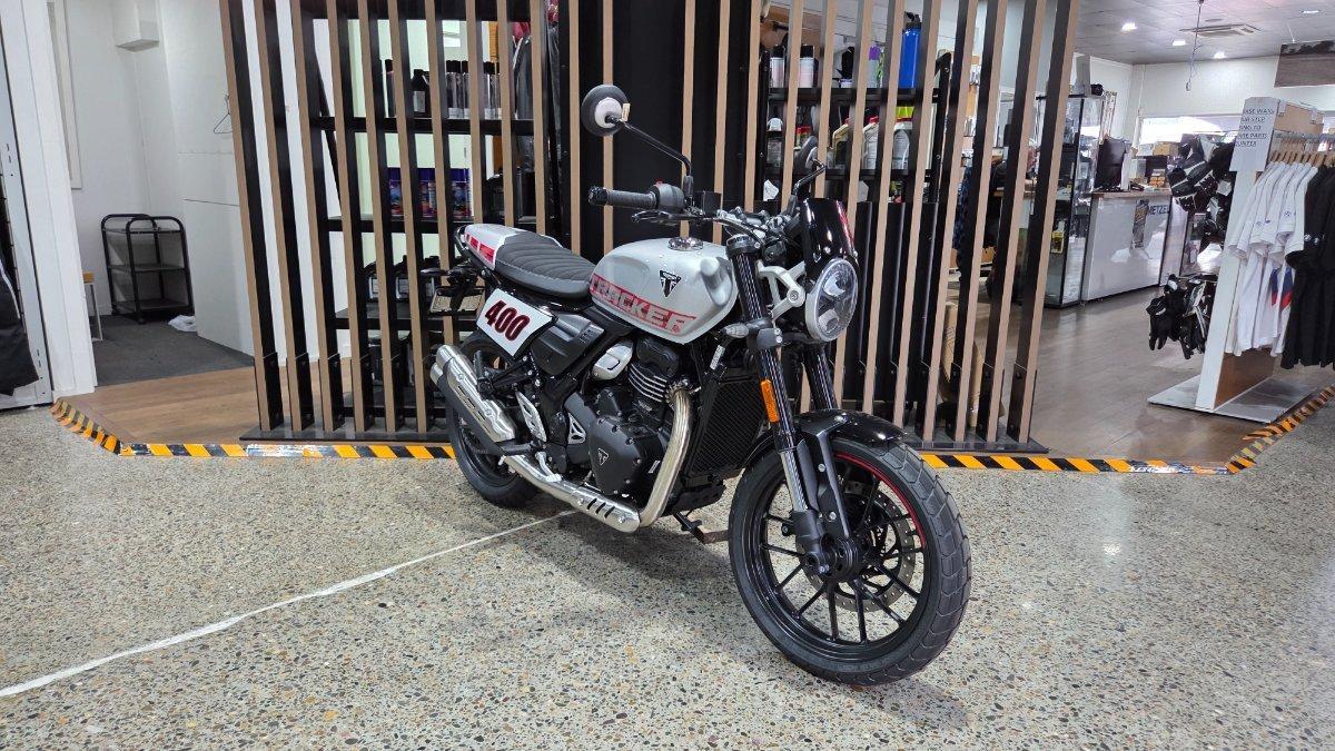 2026 TRIUMPH TRACKER 400 DUAL SPORTS