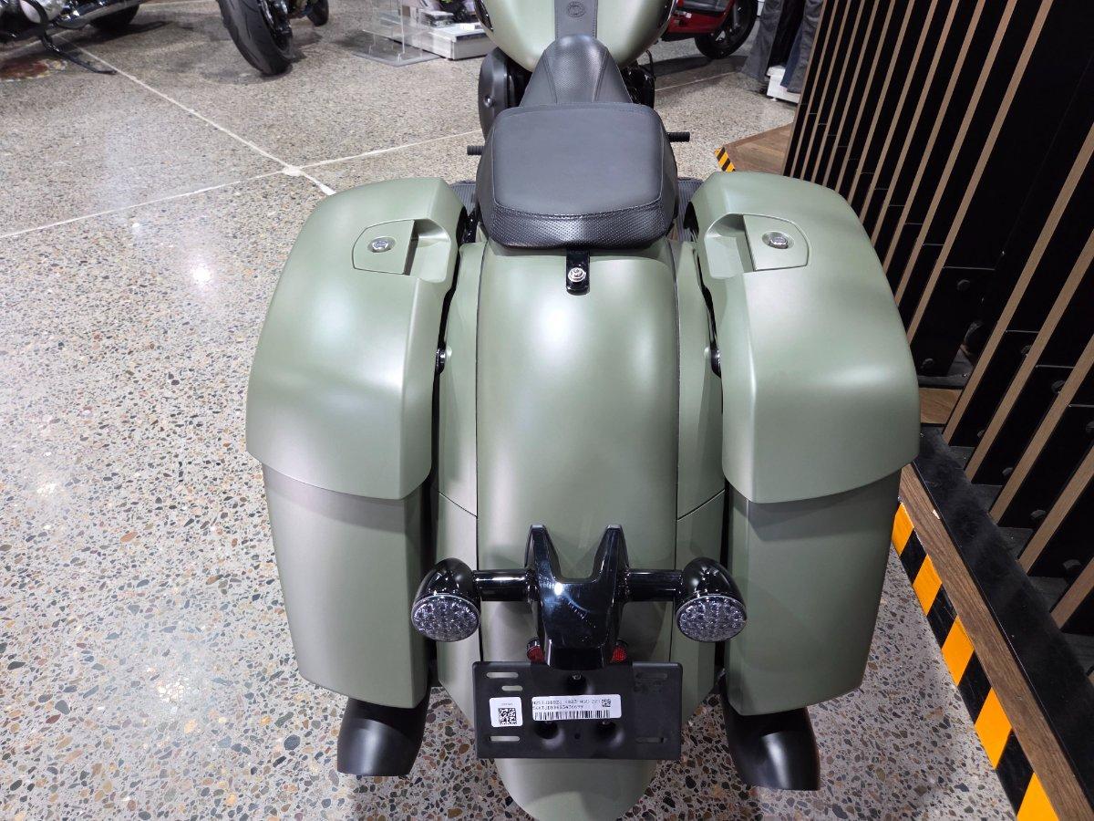 2025 INDIAN SPRINGFIELD DARK HORSE CRUISER