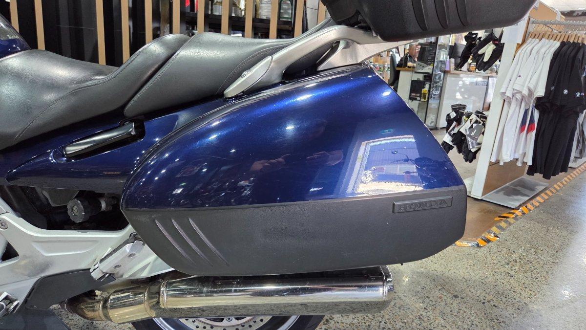 2004 HONDA ST1300 ROAD