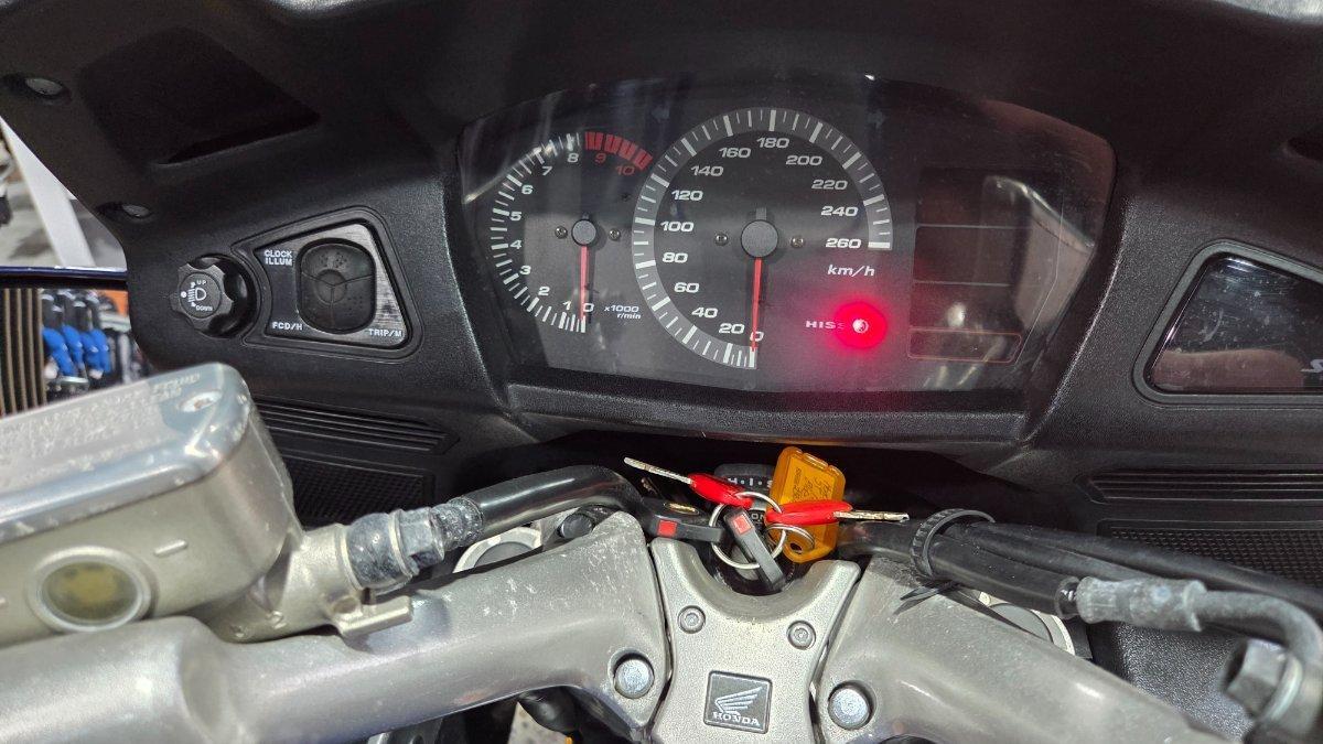 2004 HONDA ST1300 ROAD