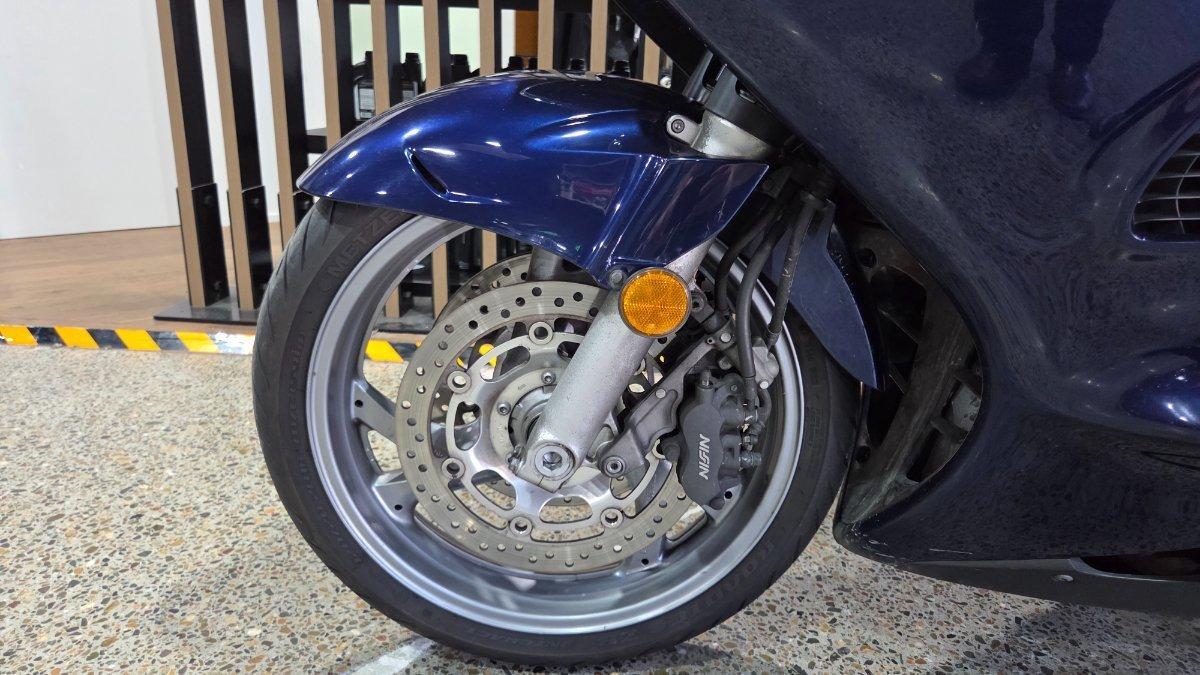 2004 HONDA ST1300 ROAD