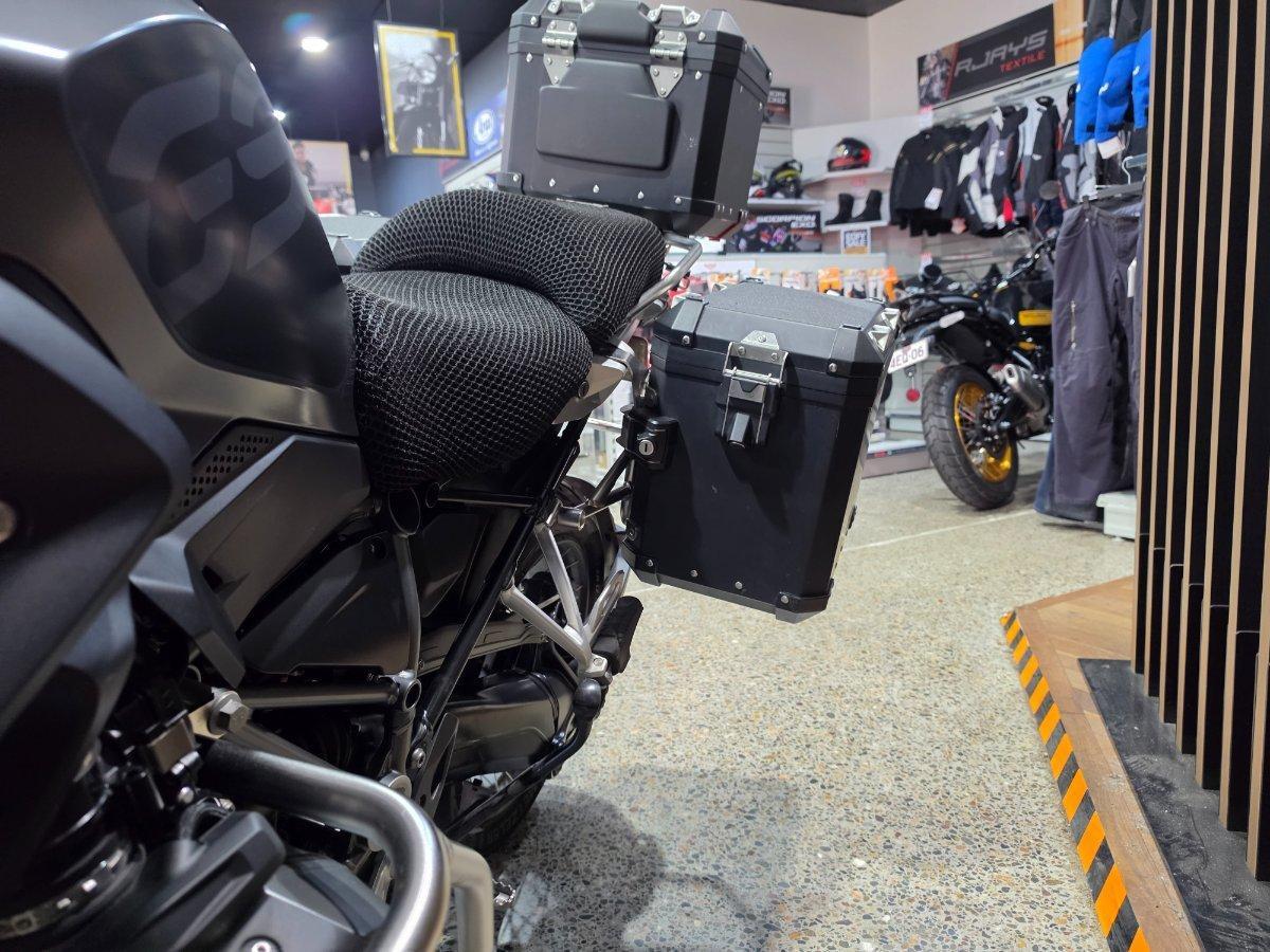 2023 BMW R 1250 GS TRIPLE BLACK DUAL SPORTS