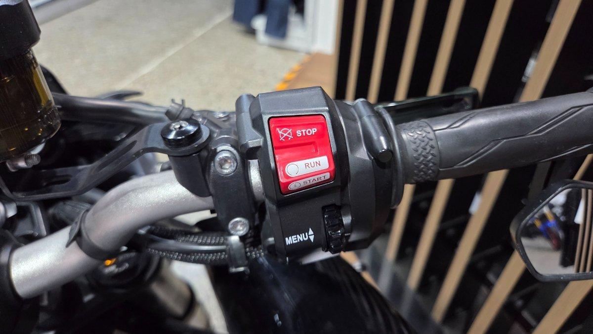 2023 YAMAHA MT-10A SPORTS