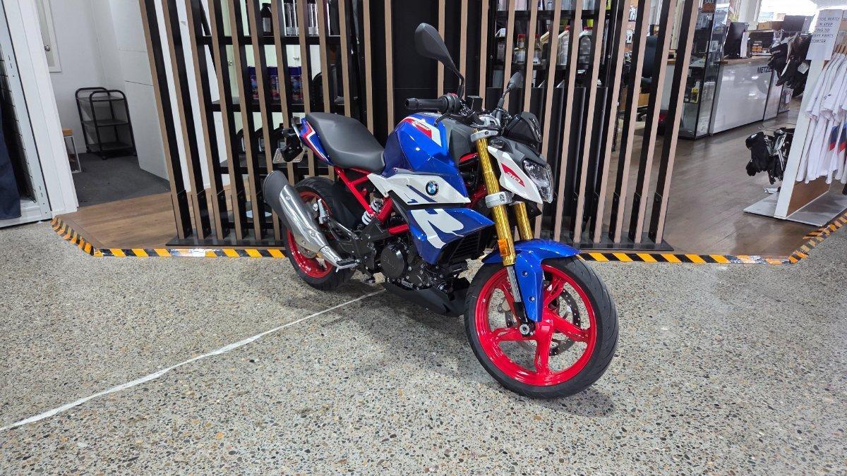 2026 BMW G 310 R SPORTS