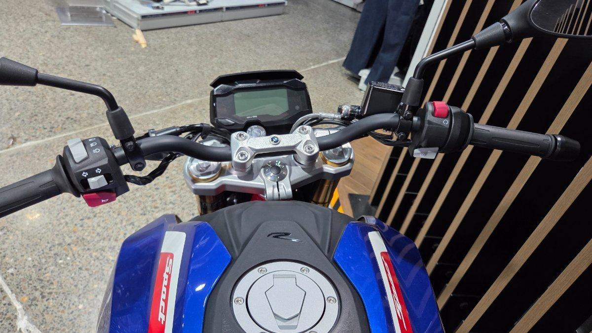 2026 BMW G 310 R SPORTS