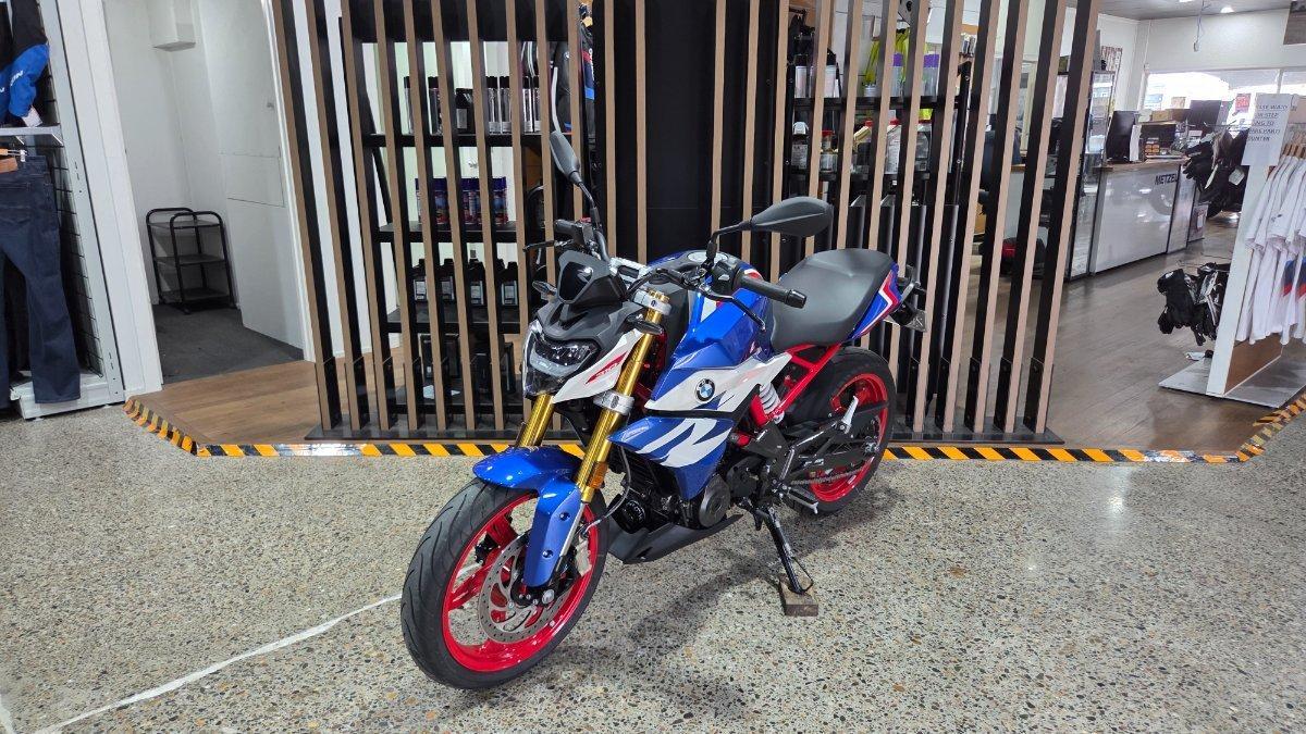 2026 BMW G 310 R SPORTS