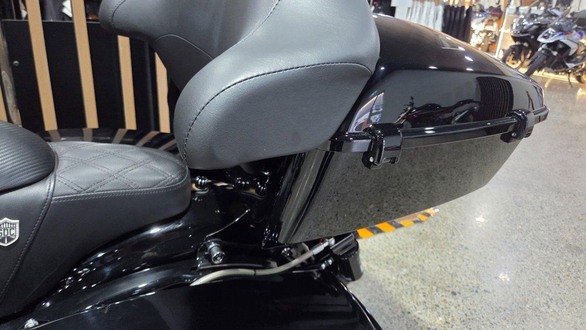 2021 HARLEY-DAVIDSON FLHXS STREET GLIDE SPECIAL 114 CRUISER