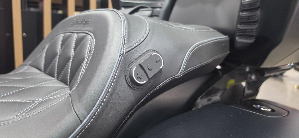 2022 INDIAN PURSUIT LIMITED PREMIUM ROAD