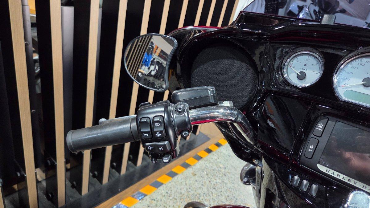 2017 HARLEY-DAVIDSON FLHXS STREET GLIDE SPECIAL 107 CRUISER