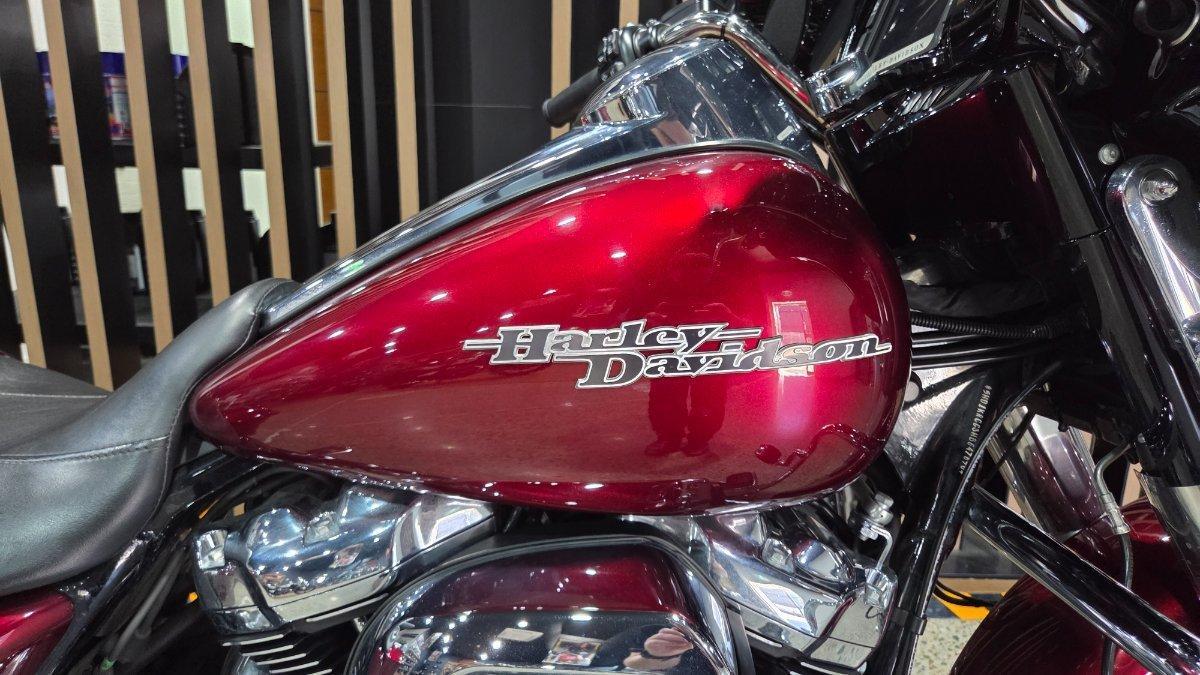 2017 HARLEY-DAVIDSON FLHXS STREET GLIDE SPECIAL 107 CRUISER