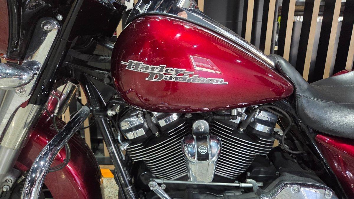 2017 HARLEY-DAVIDSON FLHXS STREET GLIDE SPECIAL 107 CRUISER