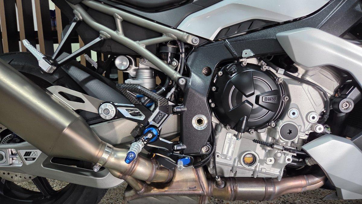 2025 BMW M 1000 R SPORTS