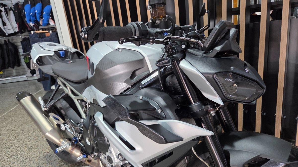 2025 BMW M 1000 R SPORTS