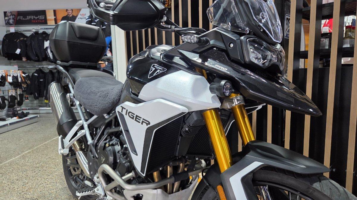 2025 TRIUMPH TIGER 900 RALLY PRO DUAL SPORTS