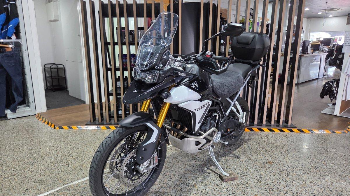 2025 TRIUMPH TIGER 900 RALLY PRO DUAL SPORTS