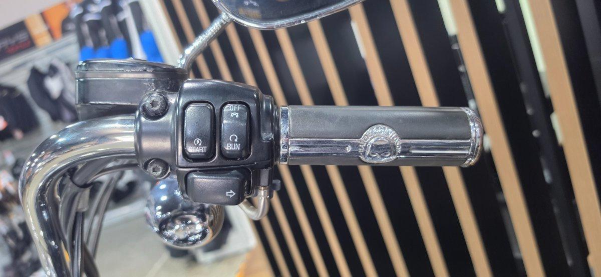 2008 HARLEY-DAVIDSON FXSTC SOFTAIL CUSTOM CRUISER