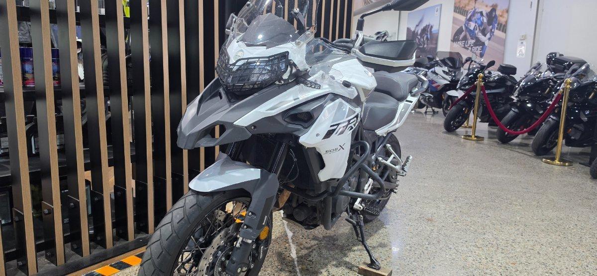 2022 BENELLI TRK 502X (ABS) ROAD