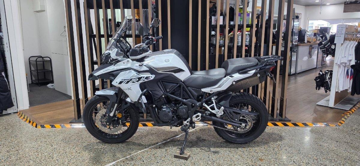 2022 BENELLI TRK 502X (ABS) ROAD