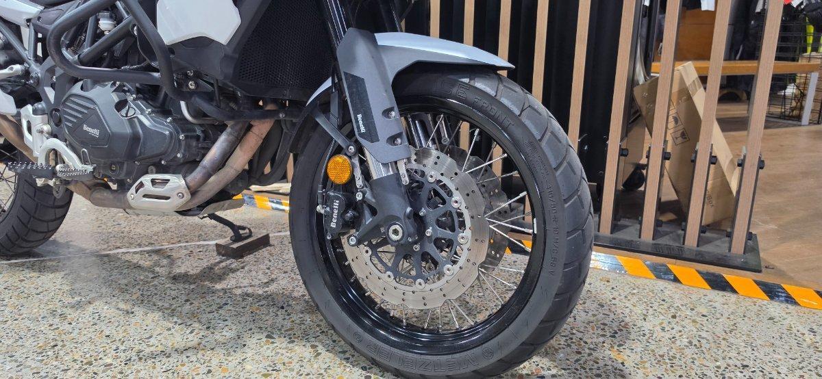 2022 BENELLI TRK 502X (ABS) ROAD