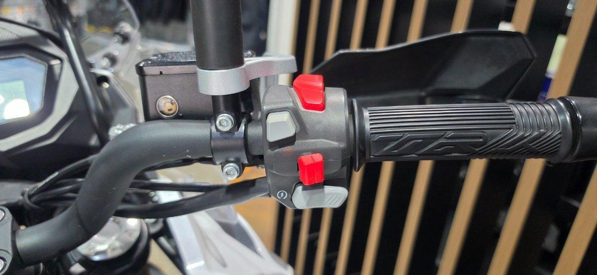 2022 BENELLI TRK 502X (ABS) ROAD
