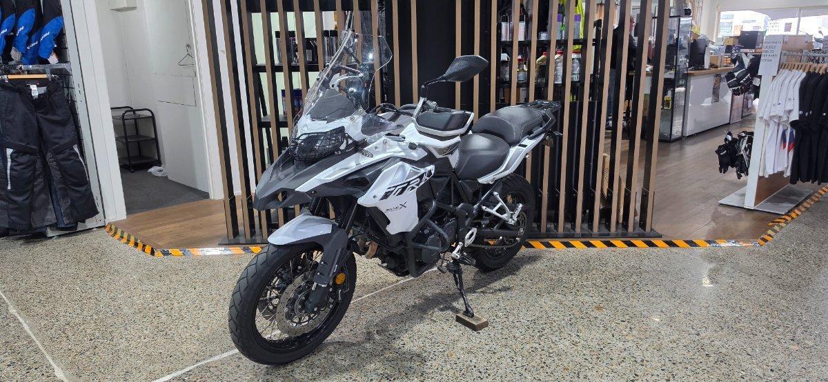 2022 BENELLI TRK 502X (ABS) ROAD