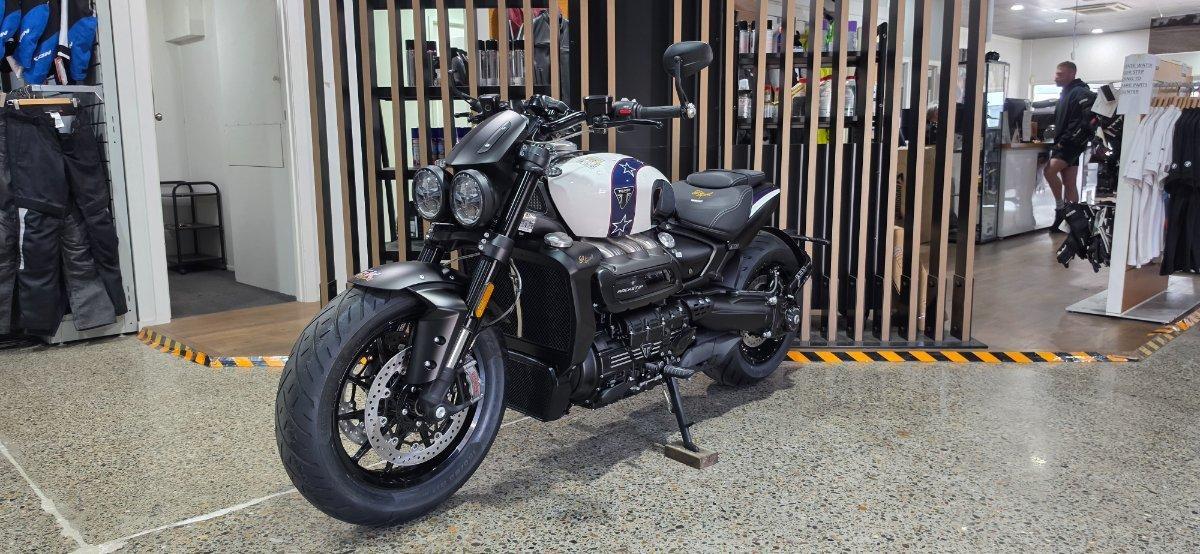 2025 TRIUMPH ROCKET 3 R EVEL KNIEVEL CRUISER