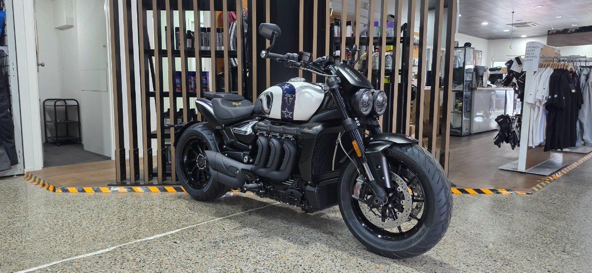 2025 TRIUMPH ROCKET 3 R EVEL KNIEVEL CRUISER