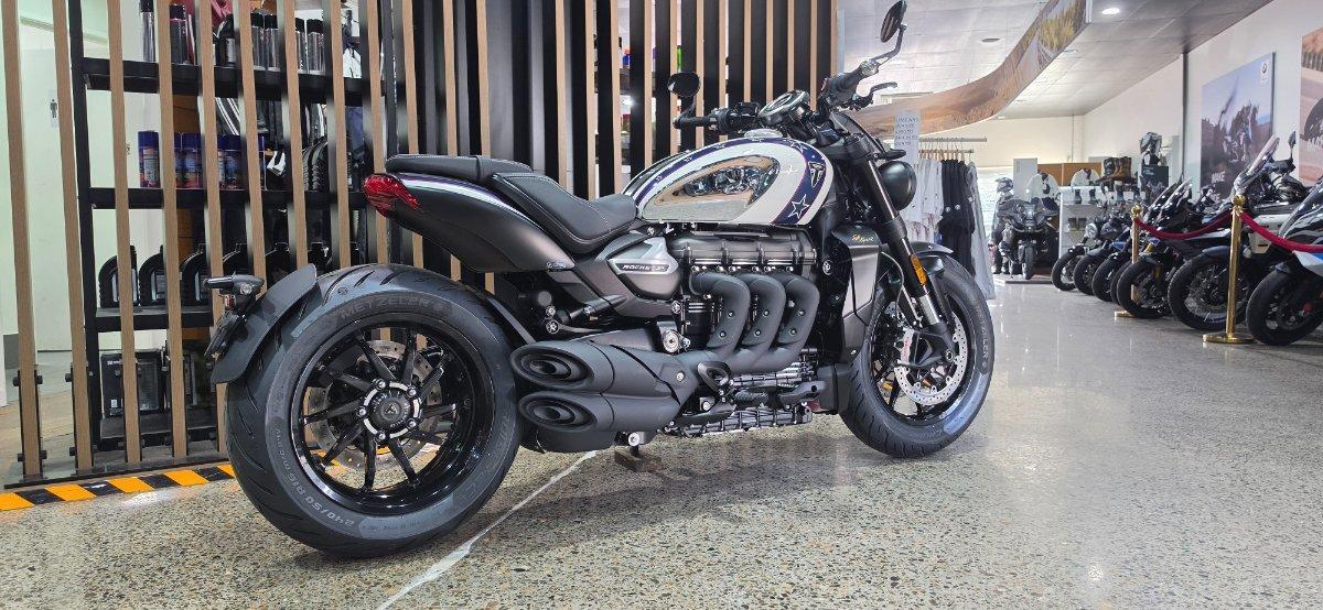 2025 TRIUMPH ROCKET 3 R EVEL KNIEVEL CRUISER