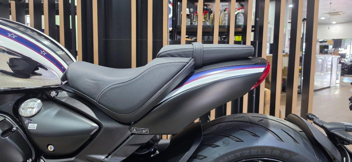 2025 TRIUMPH ROCKET 3 R EVEL KNIEVEL CRUISER