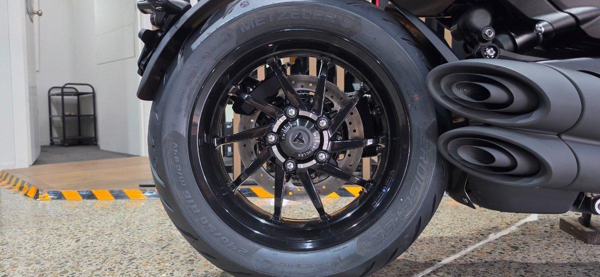 2025 TRIUMPH ROCKET 3 R EVEL KNIEVEL CRUISER