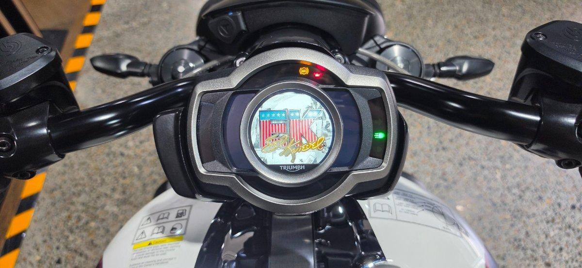 2025 TRIUMPH ROCKET 3 R EVEL KNIEVEL CRUISER