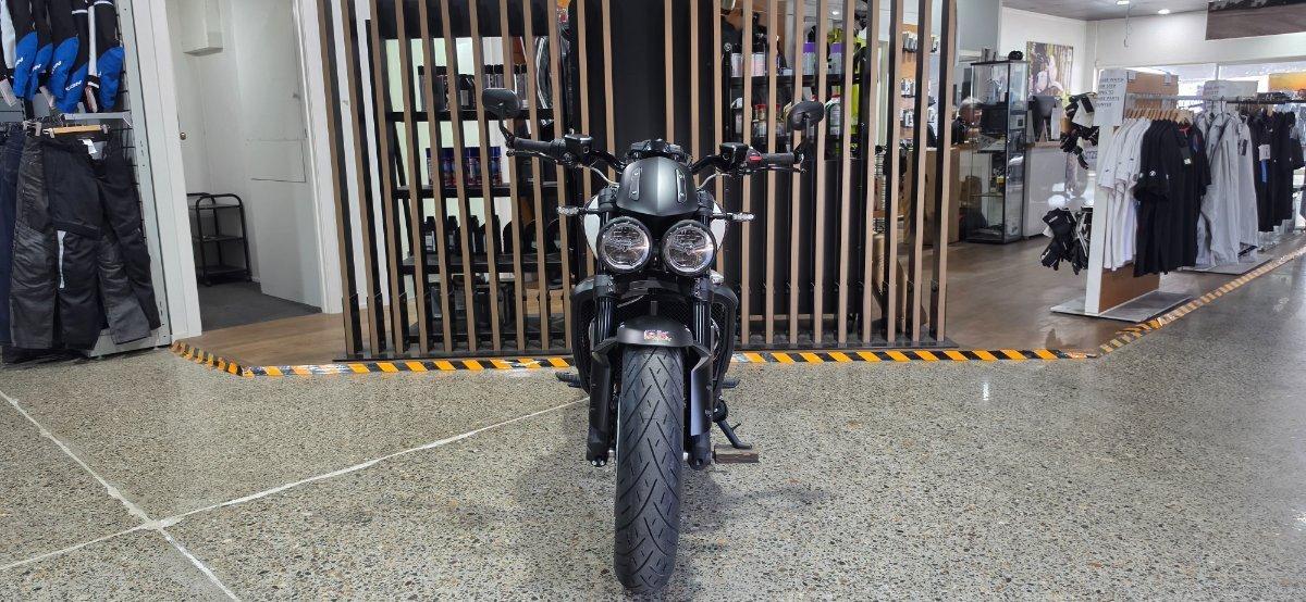 2025 TRIUMPH ROCKET 3 R EVEL KNIEVEL CRUISER
