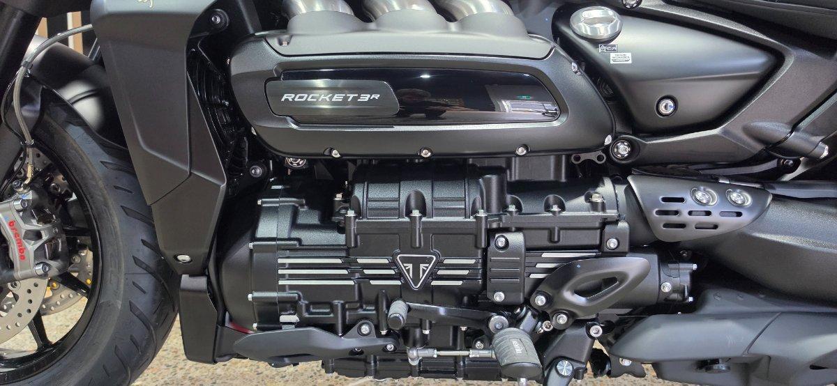 2025 TRIUMPH ROCKET 3 R EVEL KNIEVEL CRUISER