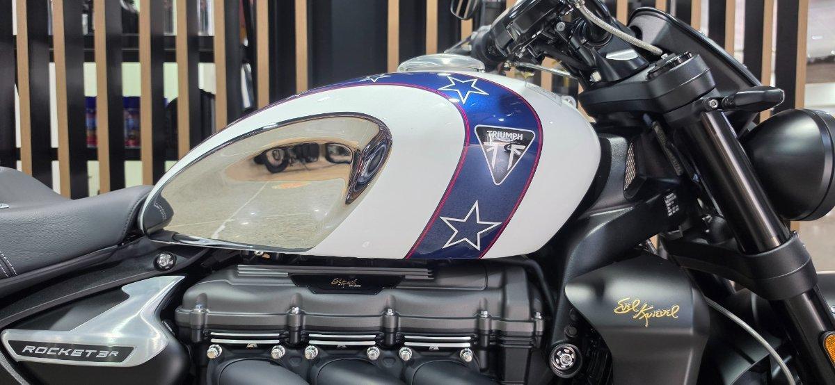 2025 TRIUMPH ROCKET 3 R EVEL KNIEVEL CRUISER