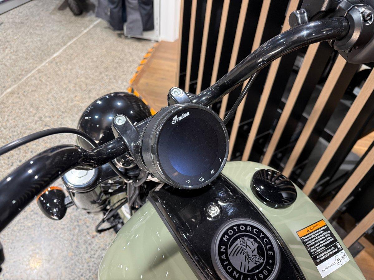 2026 INDIAN CHIEF BOBBER DARK HORSE TOURER