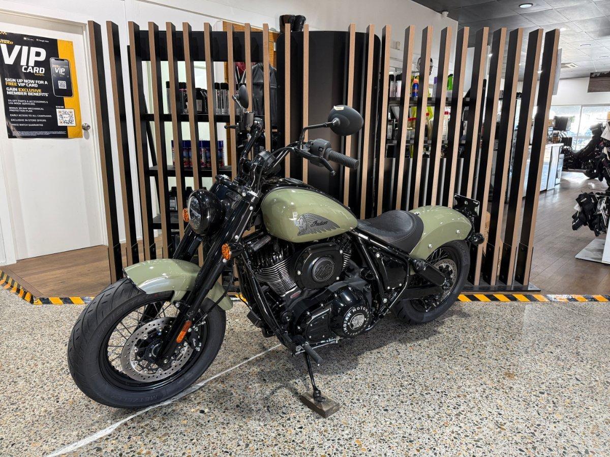 2026 INDIAN CHIEF BOBBER DARK HORSE TOURER