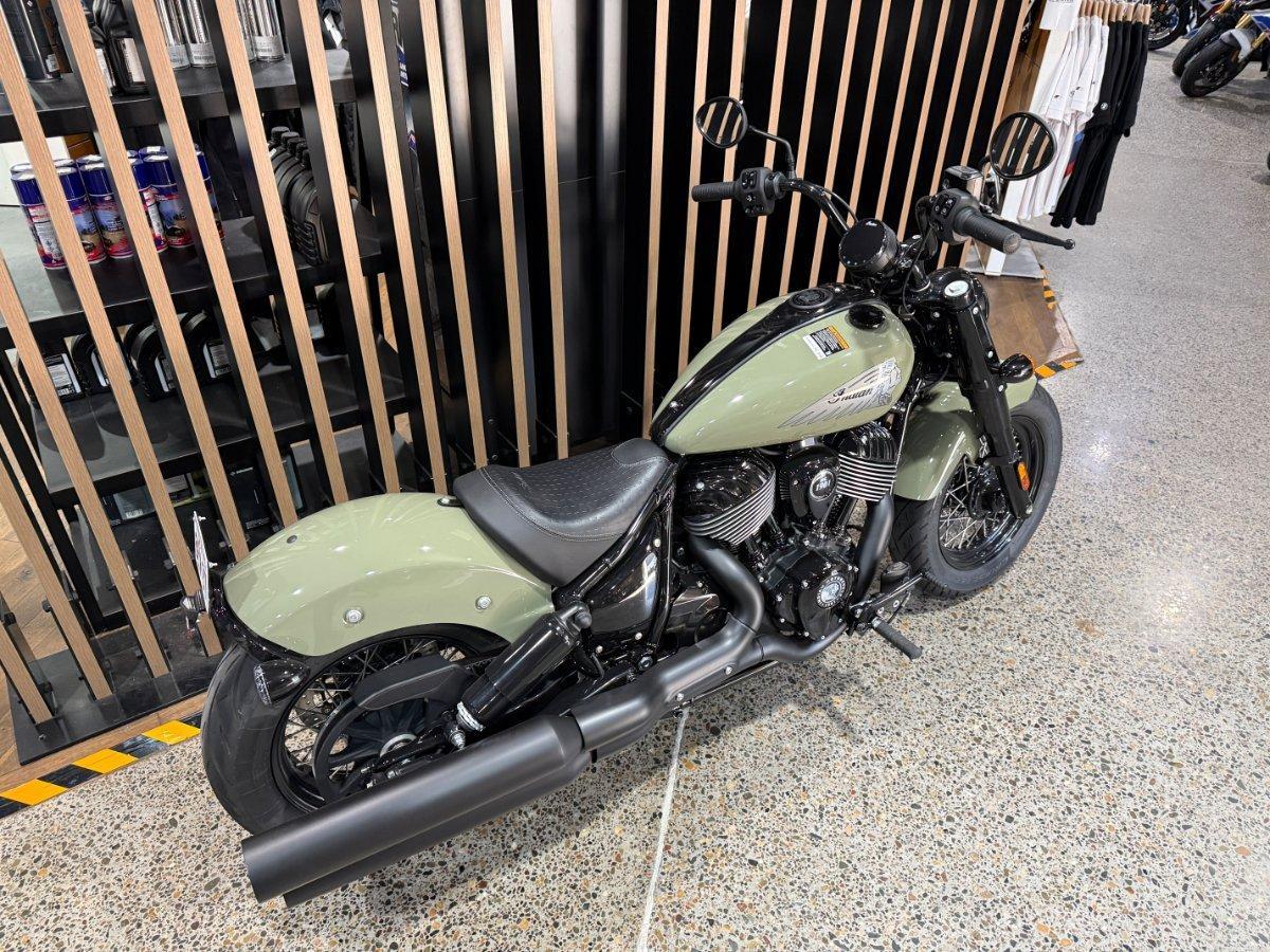 2026 INDIAN CHIEF BOBBER DARK HORSE TOURER
