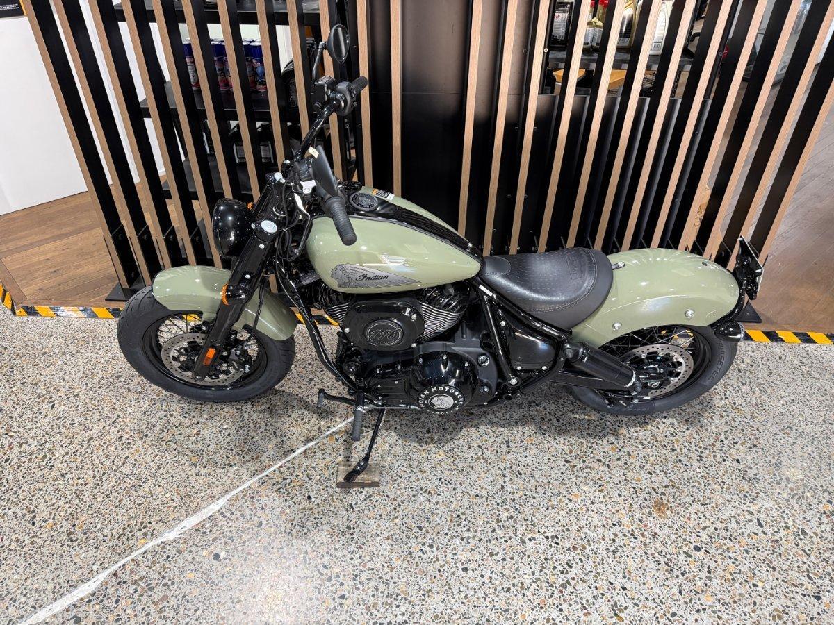 2026 INDIAN CHIEF BOBBER DARK HORSE TOURER
