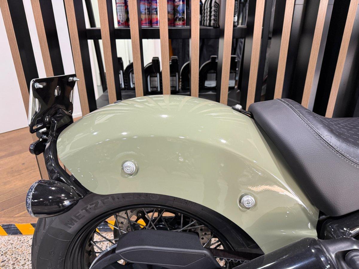 2026 INDIAN CHIEF BOBBER DARK HORSE TOURER