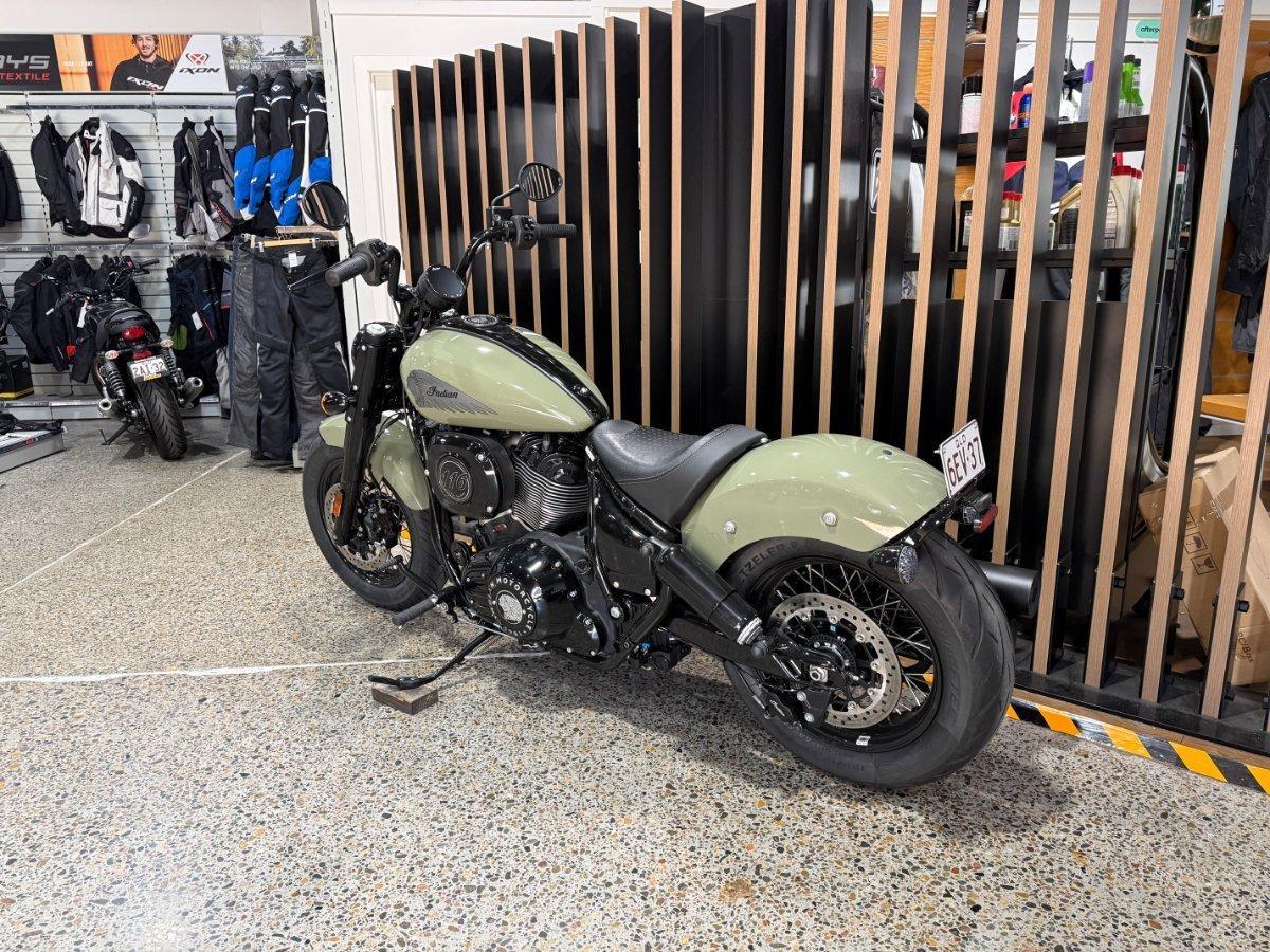 2026 INDIAN CHIEF BOBBER DARK HORSE TOURER