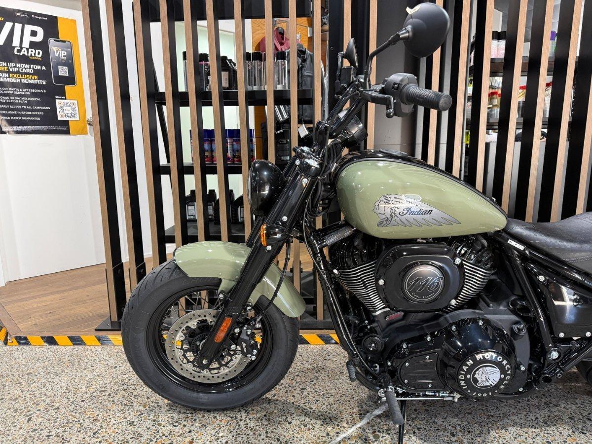 2026 INDIAN CHIEF BOBBER DARK HORSE TOURER