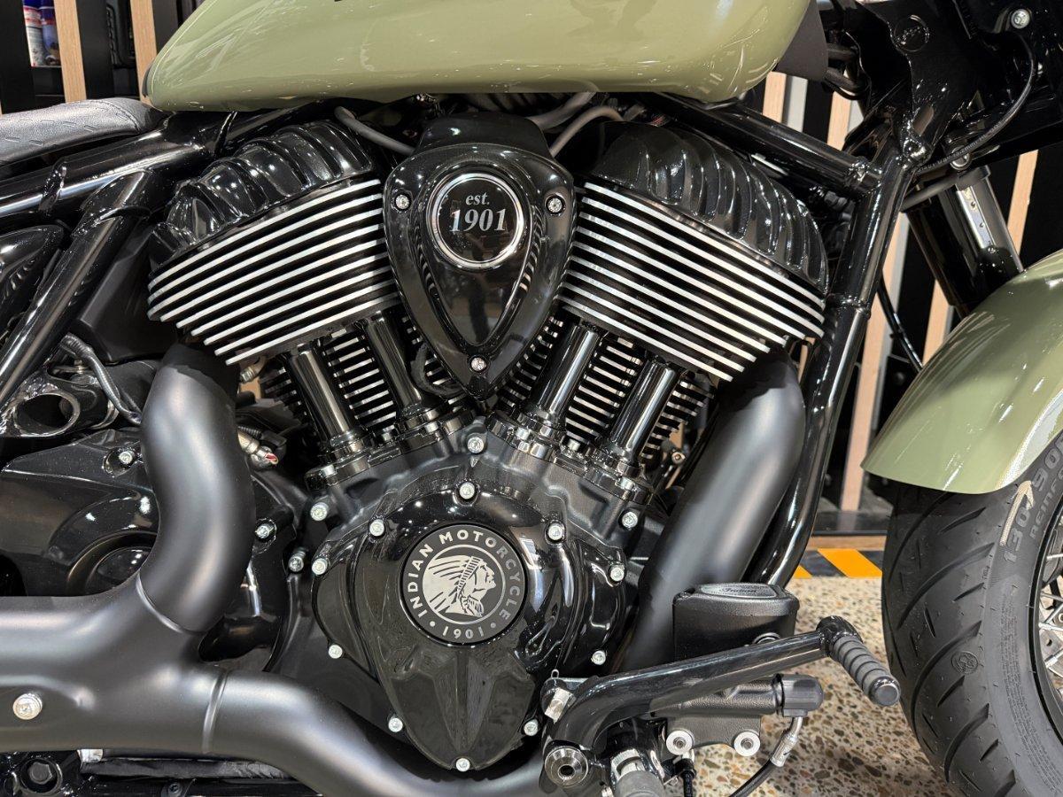 2026 INDIAN CHIEF BOBBER DARK HORSE TOURER
