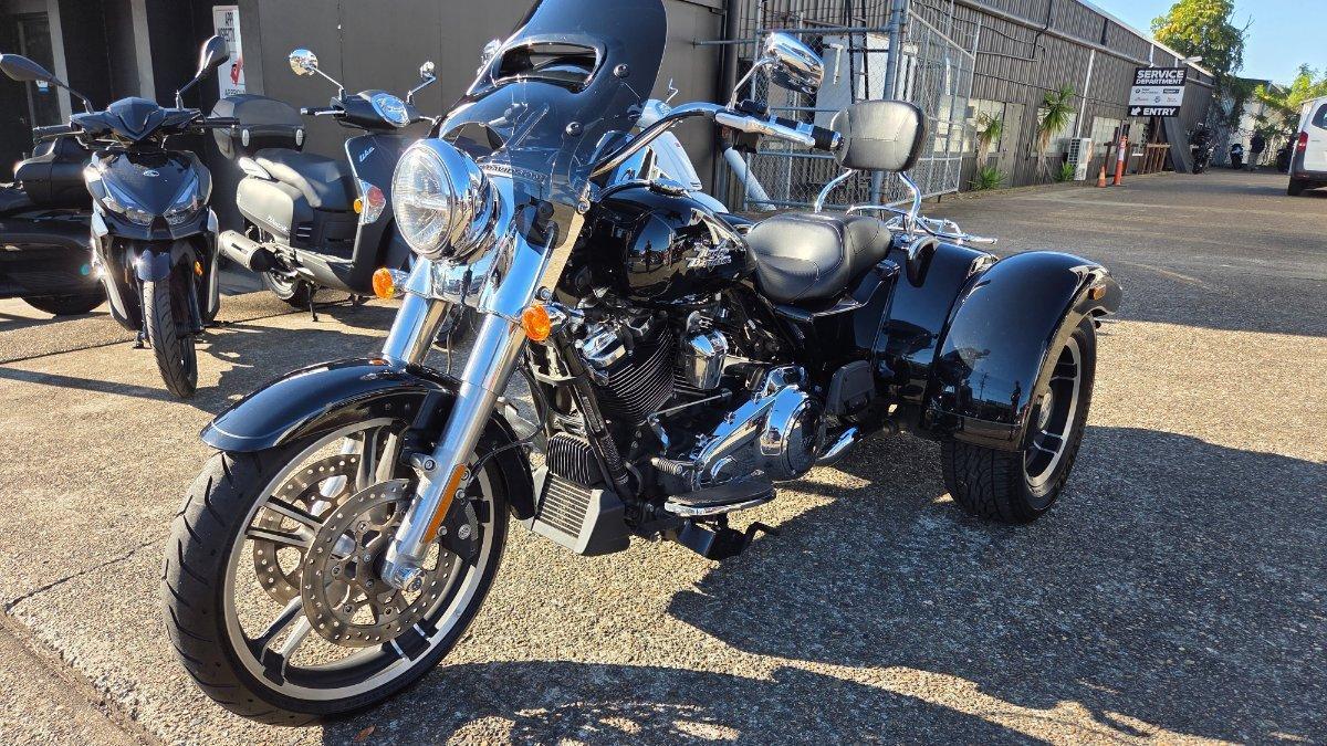 2022 HARLEY-DAVIDSON FLRT FREEWHEELER TRIKE
