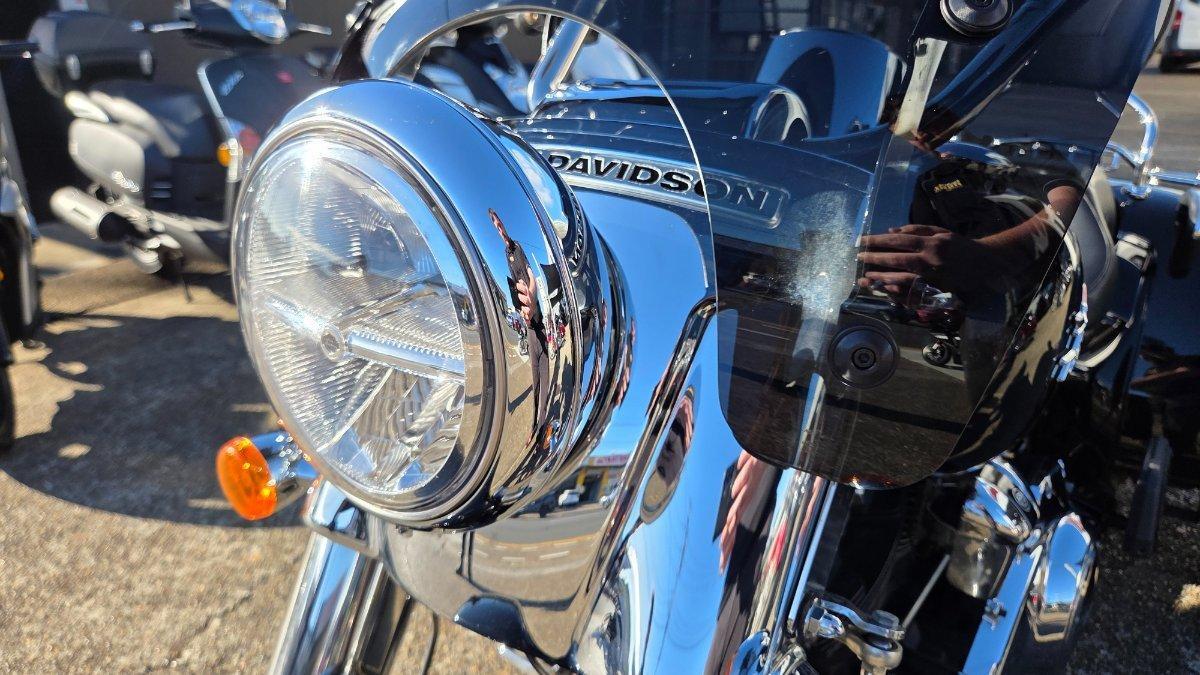 2022 HARLEY-DAVIDSON FLRT FREEWHEELER TRIKE