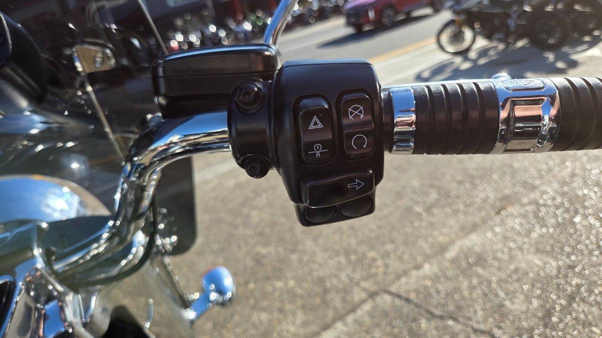 2022 HARLEY-DAVIDSON FLRT FREEWHEELER TRIKE