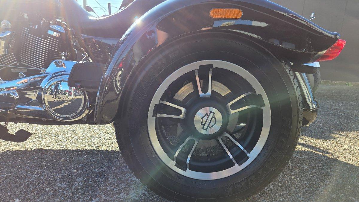 2022 HARLEY-DAVIDSON FLRT FREEWHEELER TRIKE