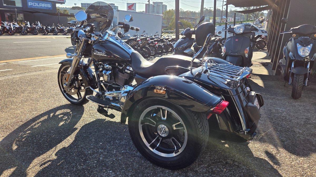2022 HARLEY-DAVIDSON FLRT FREEWHEELER TRIKE